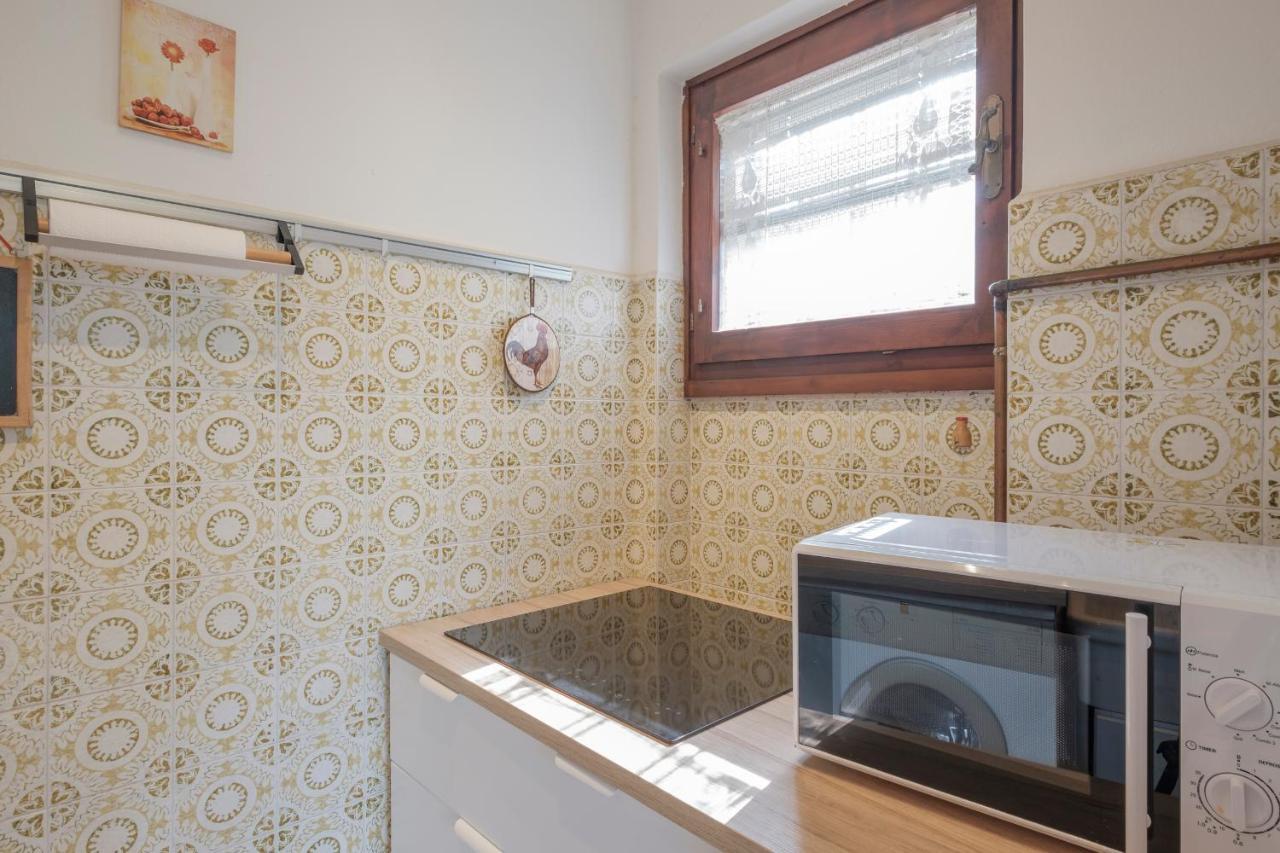 Villa Ida - 2 Bedrooms Apartment With Private Garden Sirmione Exterior foto