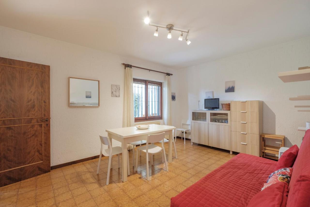 Villa Ida - 2 Bedrooms Apartment With Private Garden Sirmione Exterior foto