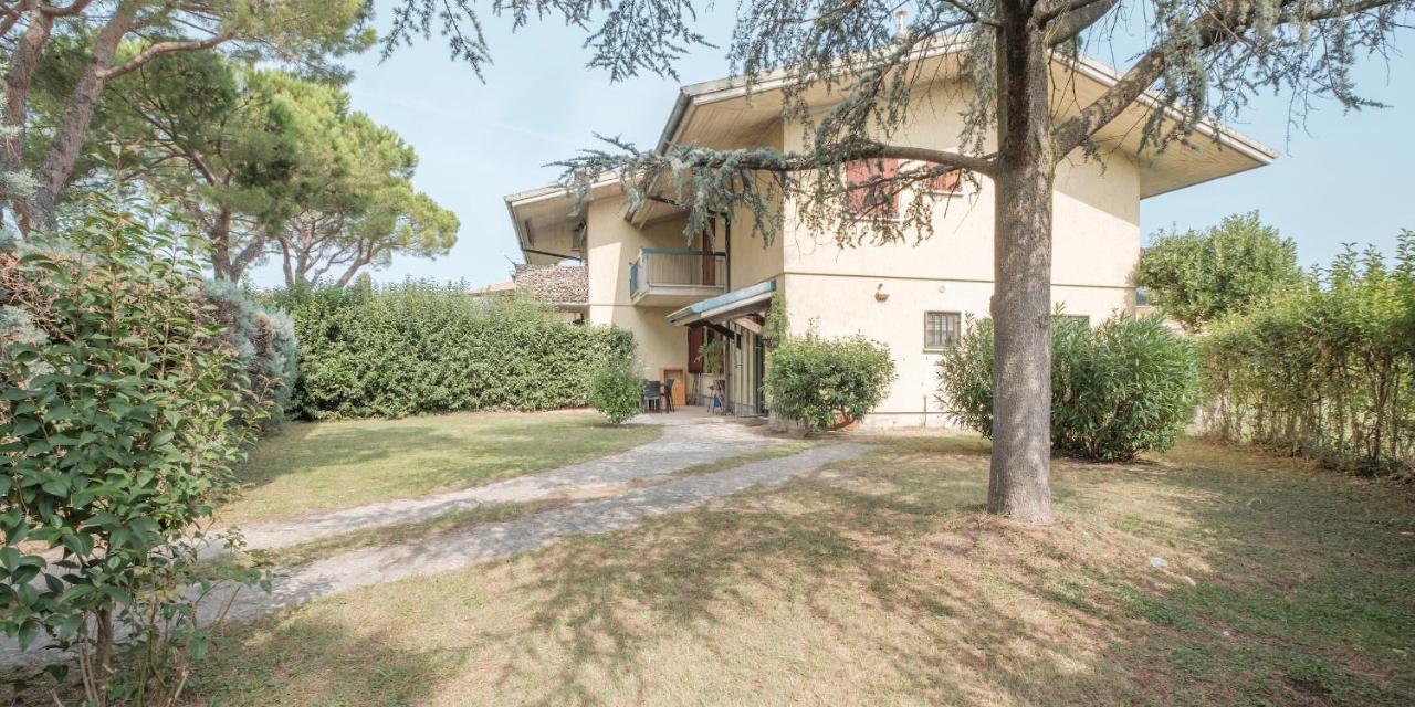 Villa Ida - 2 Bedrooms Apartment With Private Garden Sirmione Exterior foto